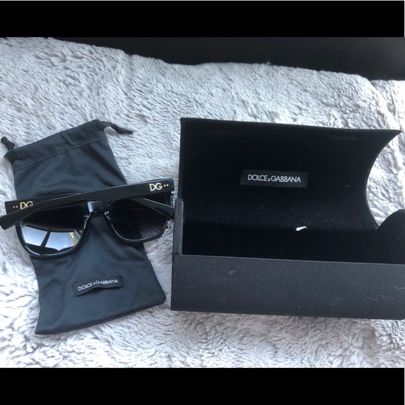 Dolce & Gabbana sunglasses - Picture 2 of 2